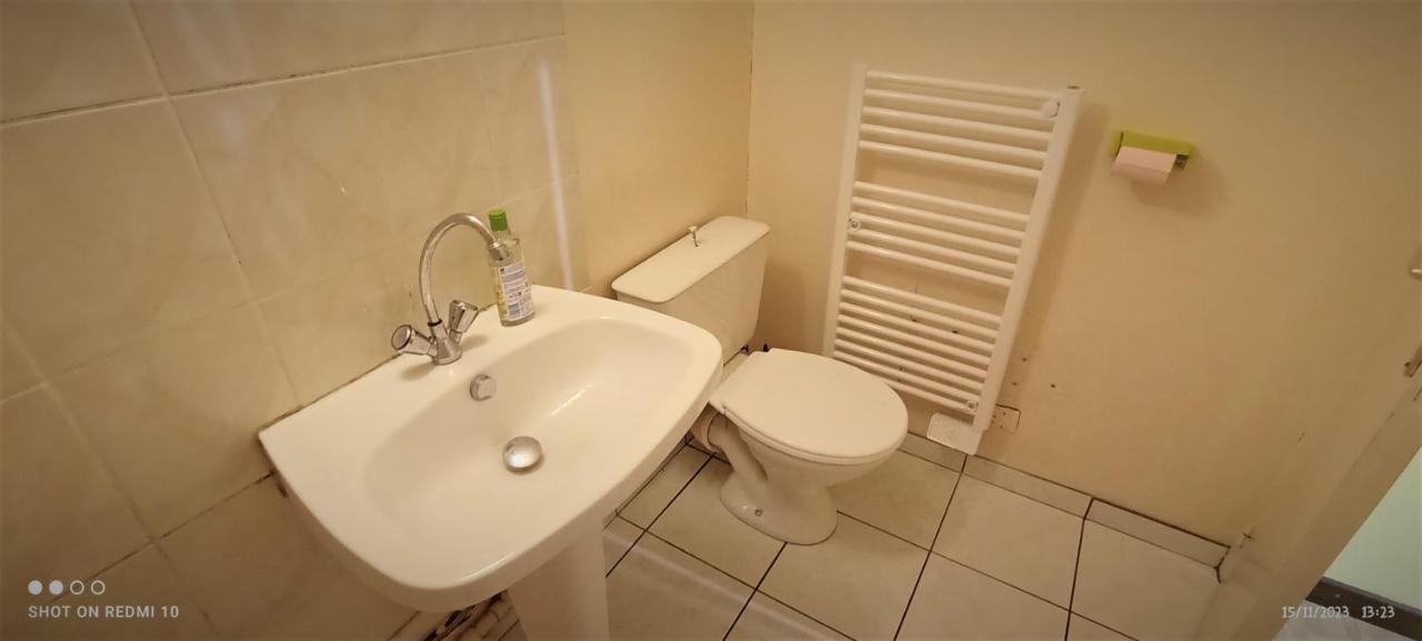 Appartement Au Calme Avec Wifi Limoges Bagian luar foto